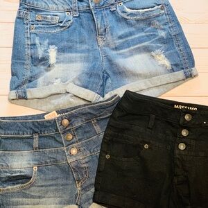 Mossimo Supply Co. Women's Blue and Black Jean Shorts